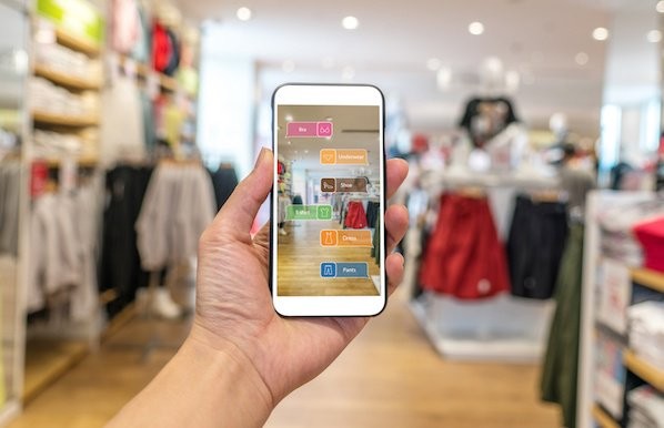 New technological trends are shaping retailing the present and the future of retailing 