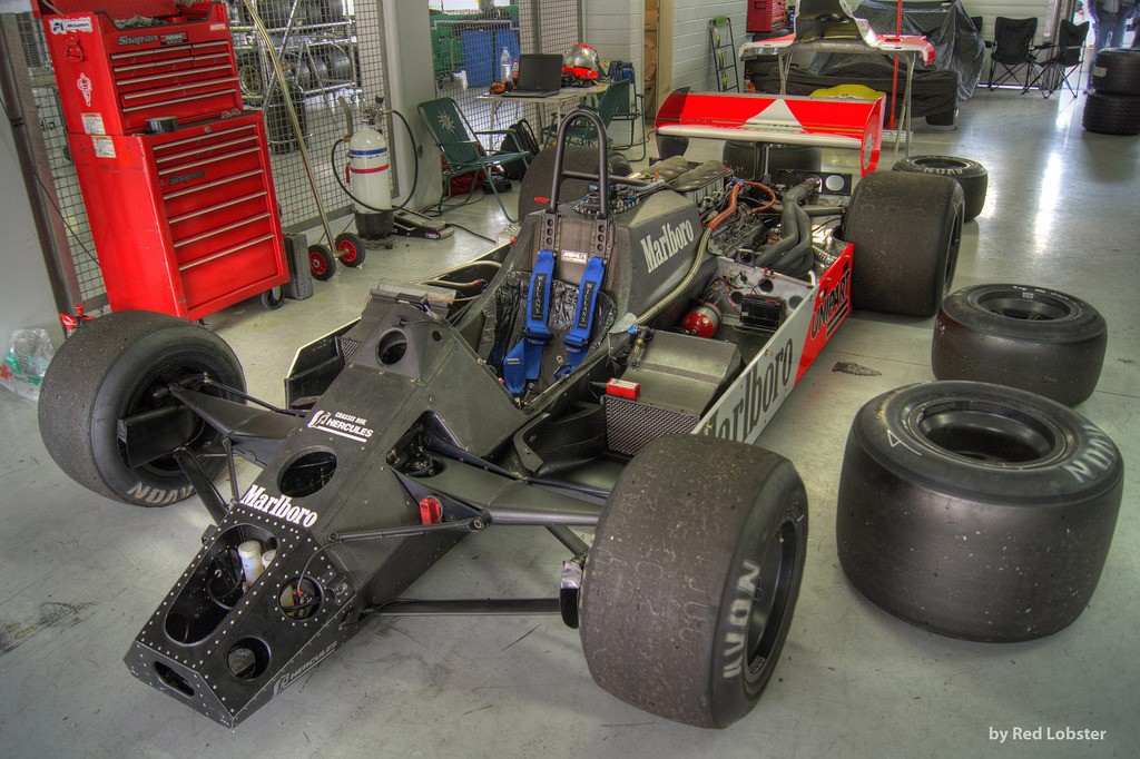 How motorsport firms easily leverage expertise and knowledge from and to other sectors