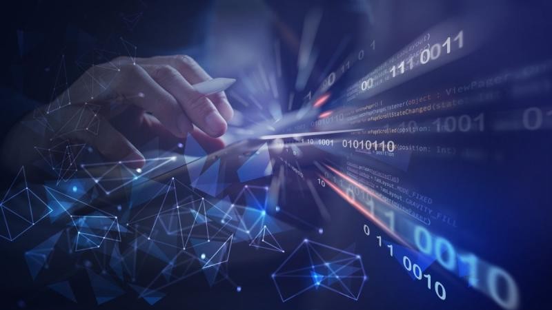 Evolutions and revolutions in the software industry